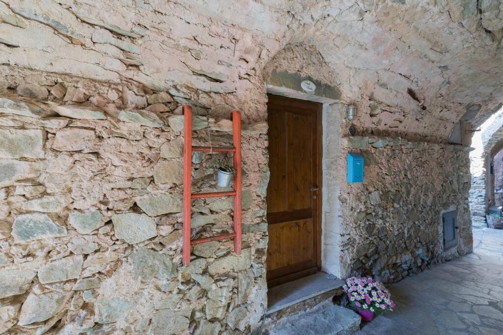 Вилла La Casa Di Sandra A Ноли Экстерьер фото